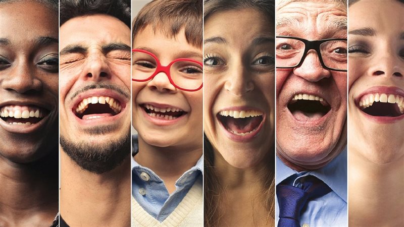 الضحك في علاج نمو