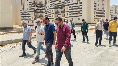 وزيرة الإسكان تتابع تنفيذ المشروعات السكنية بـ3 مدن جديدة