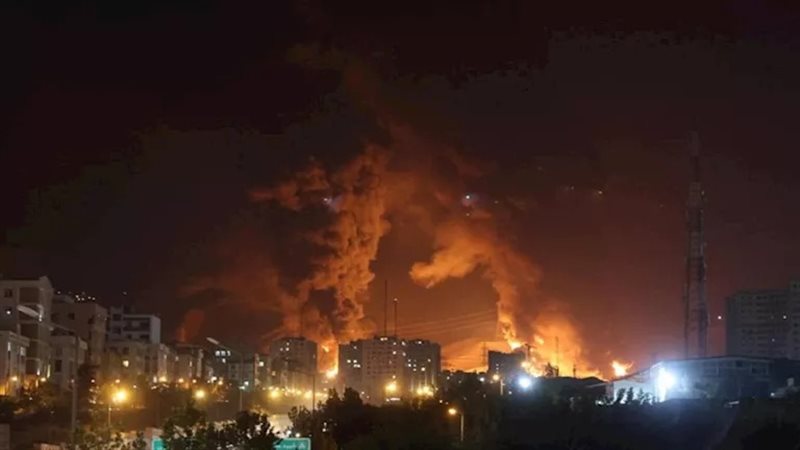 إيران 