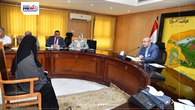 محافظ الفيوم يوجه بتوفير فرصتي عمل لشابين من ذوي الهمم بالقطاع الخاص