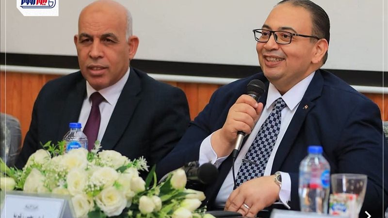رئيس جامعة كفر الشيخ