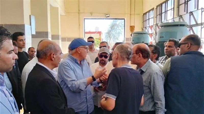 وزير الري ومحافظ