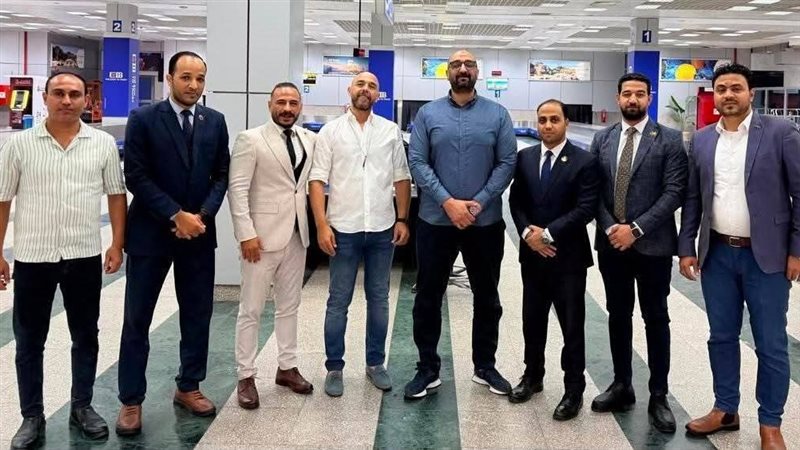 مفتشي جمارك مطار