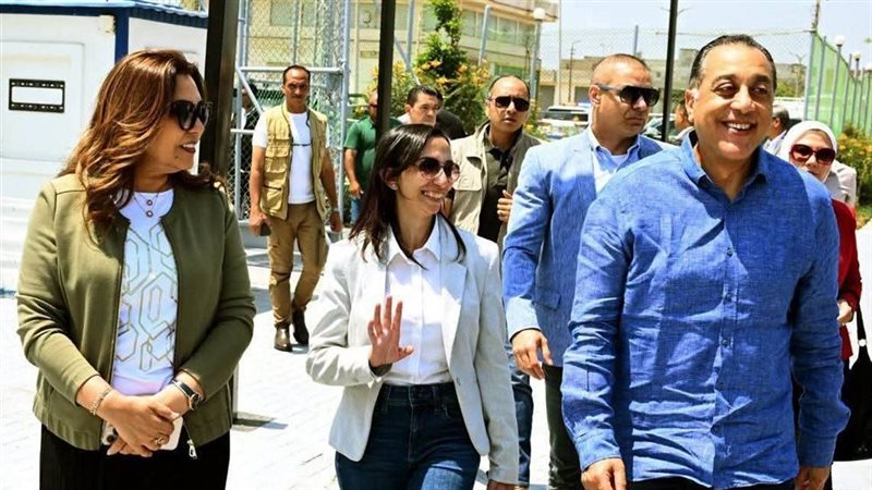 رئيس الوزراء يتفقد