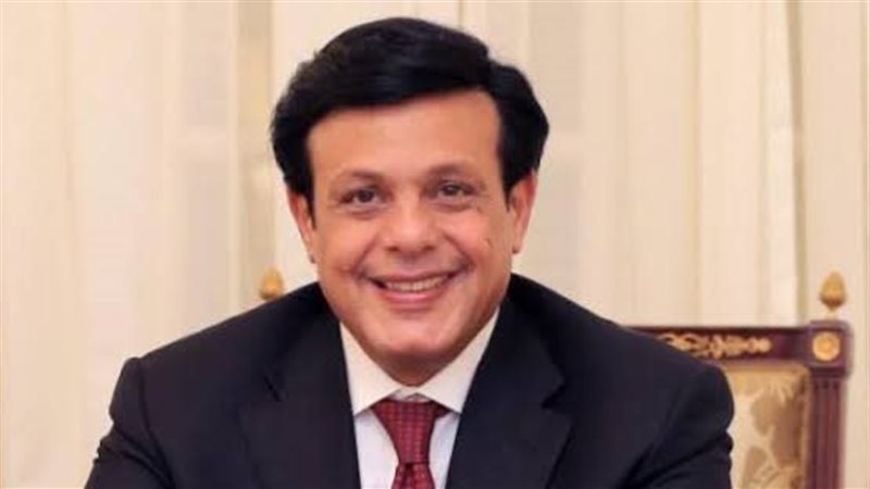  الدكتور محمد حمودة