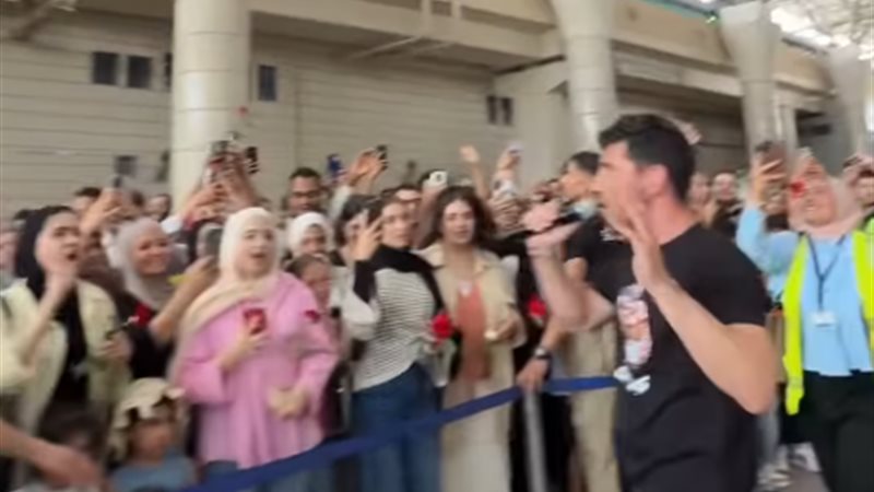 عزيز مرقة في محطة