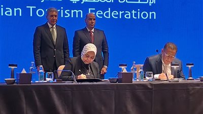  تعاون بين السياحة والعمل لتقنين أوضاع العمالة الأجنبية بالمنشآت السياحية