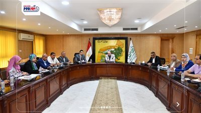 محافظ الفيوم يتابع الموقف التنفيذي لمشروعات 