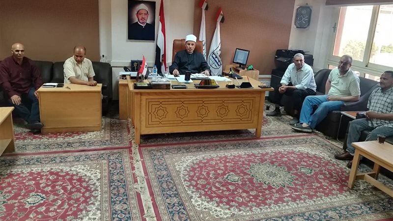 رئيس منطقة بنى سويف الأزهرية أرشيفية 