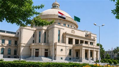 رئيس جامعة القاهرة يصدر قرارات بتعيين وتجديد تعيين 14 وكيلًا بكليات الجامعة
