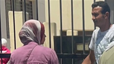 خارج المحكمة..أول ظهور لـ
