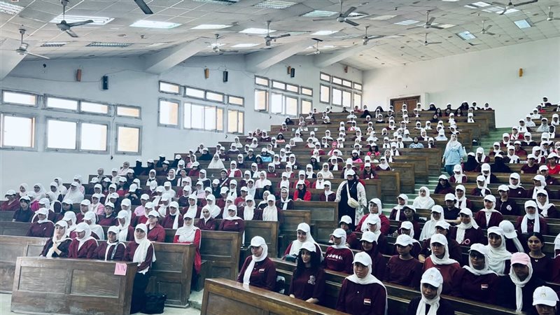 جانب من الحضور 