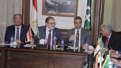 البدوي: الوفد حزب ليبرالي يؤمن بالحرية الاقتصادية الملتزمة بالعدالة الاجتماعية