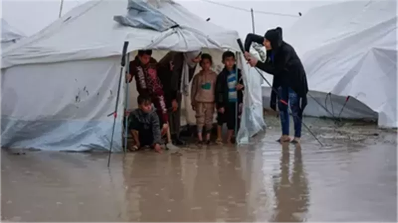الأطفال النازحين