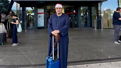 القارئ عزت راشد ابن الشرقية يصل البوسنة لإحياء احتفالات رأس السنة الهجرية