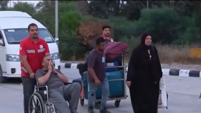 على مدار الساعة.. الهلال الأحمر المصري يقدم الدعم للمصابين الفلسطينيين برفح