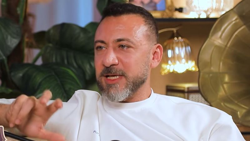  الفنان عابد عناني