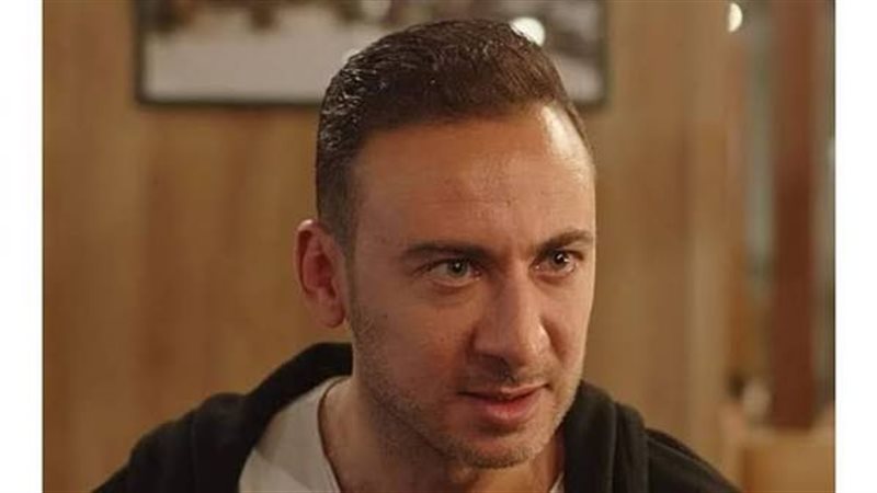 عابد عناني 