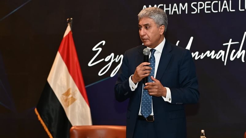 شريف فتحي وزير السياحة والآثار 