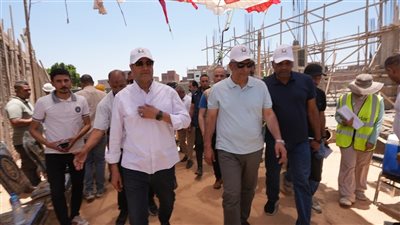 محافظ أسيوط ووزير الدولة للإنتاج الحربي يواصلان جولاتهما لليوم الثاني 