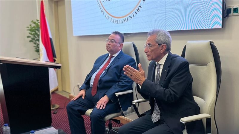 وزير شئون المجالس