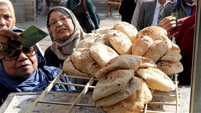 تغييرات شاملة في منظومة الخبز المدعم.. زيادة سعر الرغيف وخفض وزنه (تفاصيل)