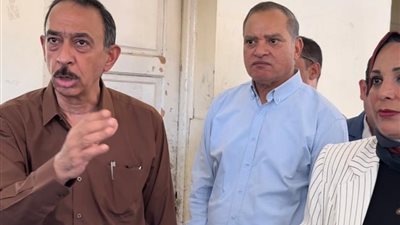 تدني مستوى النظافة: اللواء طارق راشد يلوّح بإلغاء تعاقد كافتيريا موقف الكوثر