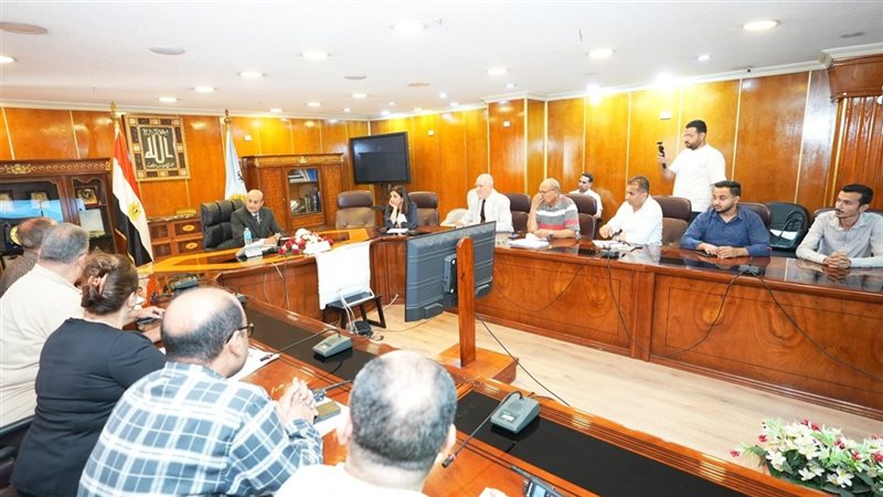 محافظ أسيوط 