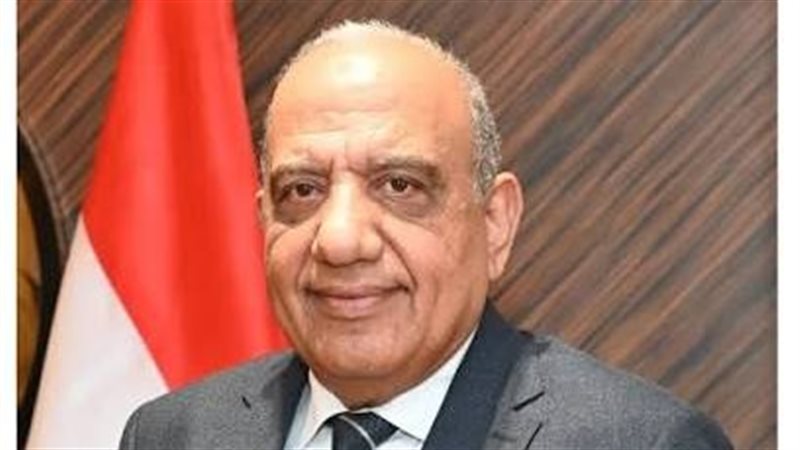 محمود عصمت