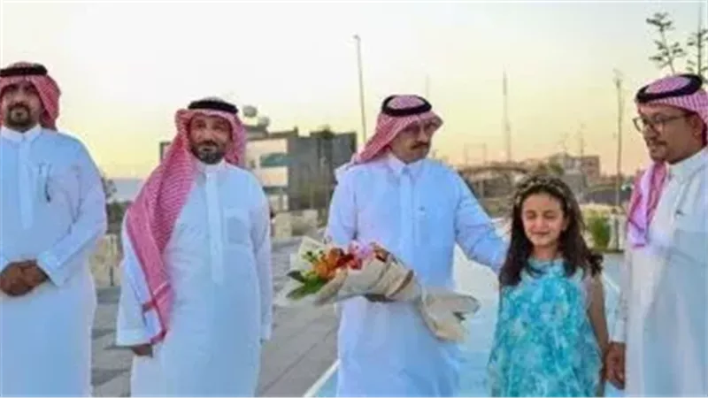 تدشين ممشى طريق الأمير