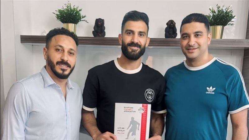 عصام ثروت