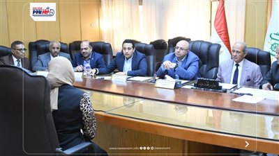 محافظ الفيوم يتابع أعمال لجان المقابلات الشخصية للمتقدمين بمسابقة القيادات 