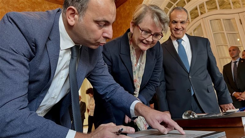 وزيرة الخارجية البريطانية
