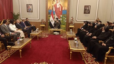 بحضور البابا تواضروس.. محافظ القاهرة يشهد ملتقى توظيف 