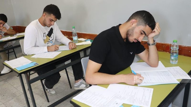 امتحانات الثانوية