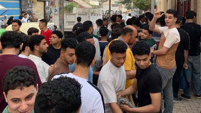 ٩٥٩٣ طالبًا وطالبة يؤدون أول أيام امتحانات الثانوية العامة بكفر الدوار
