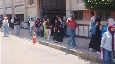 آراء طالبات الثانوية العامة بدمياط بعد امتحان الدين 