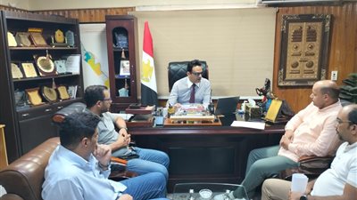 سوهاج تلحق بقطار التأمين الصحي الشامل قريباً..ودويدار يعقد اجتماعاً تحضيرياً
