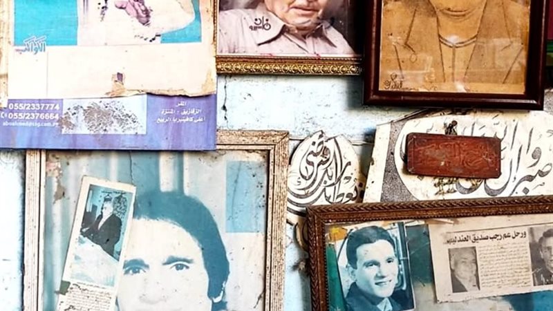 من داخل المحل