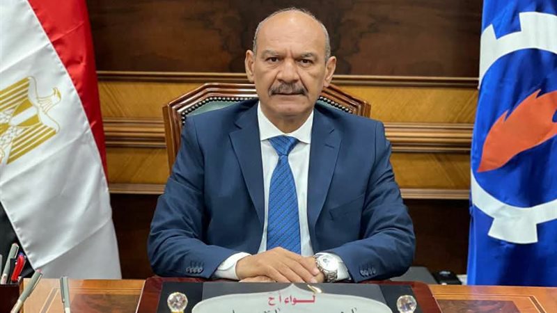 محافظ السويس 