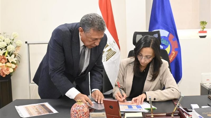 بنسبة نجاح ٧٢.٠٩%محافظ