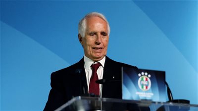 رئيس الاتحاد الإيطالي يفتح النار على تجنيس اللاعبين ويوجه الشكر لانفانتينو