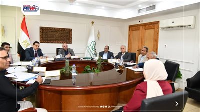 لليوم الرابع.. محافظ الفيوم يشهد مقابلات المتقدمين لمسابقة القيادات المحلية