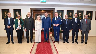 وزير التموين يبحث مع نائبة وزير الزراعة البولندي تعزيز الأمن الغذائي