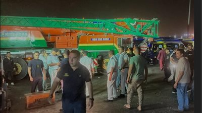 عاجل|بينها تريلا وميني باص.. اصطدام أكثر من 7 سيارات أعلى دائري الهاكستب.. صور