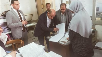 جولة مفاجئة لوزير العمل بالعاشر من رمضان لخدمة 600 ألف عامل