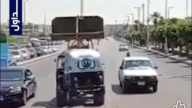 توك توك