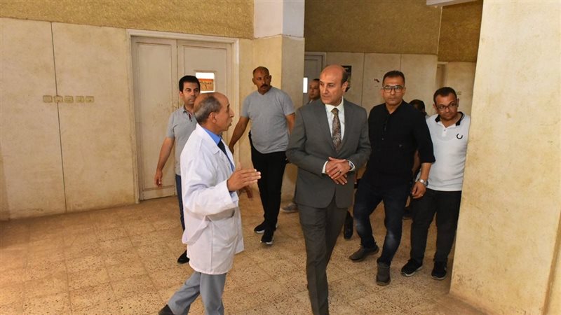 محافظ أسيوط 