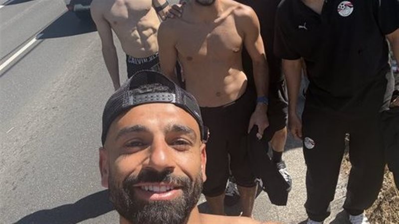 جولة محمد صلاح ولاعبي