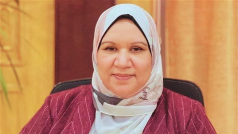 عميدة كلية التربية